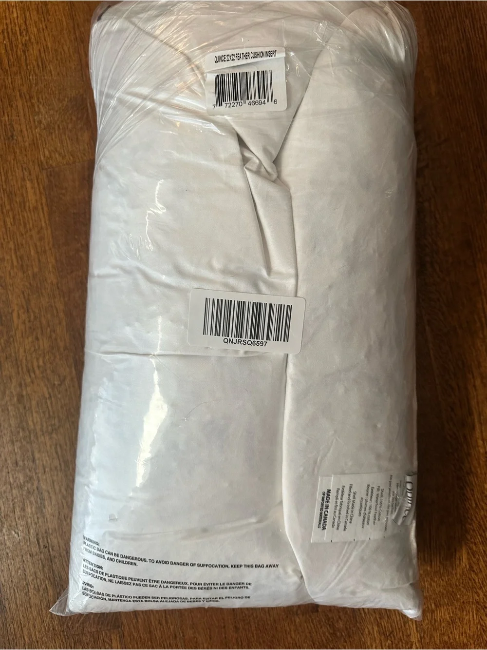 NWOT QUINCE Premium Feather Pillow Insert 22x22”